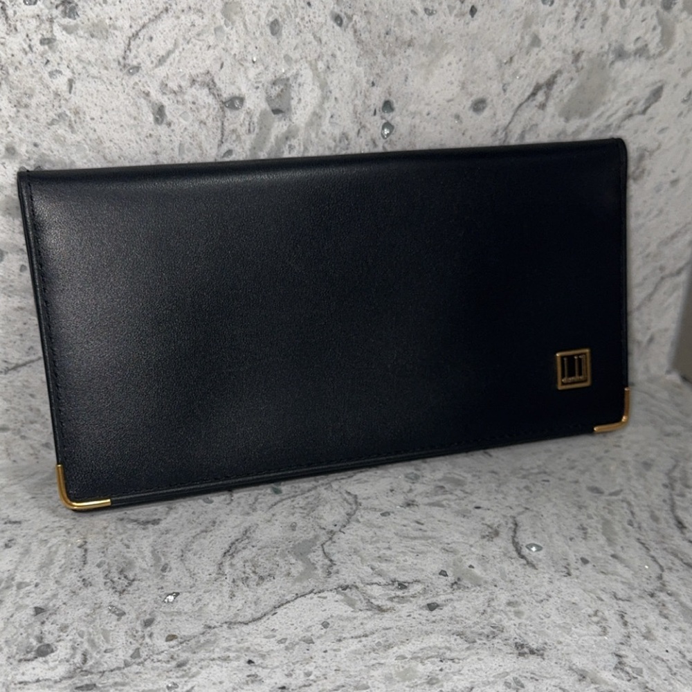 Dunhill Long Billfold Logo Plate Leather Men’s Wallet
AUTHENTIC LIKE NEW - Picture 3 of 13